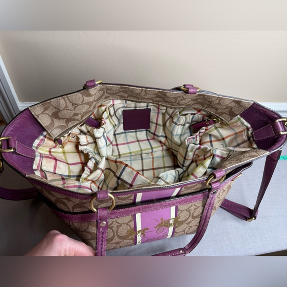 Coach Tote Bag with Tattersall Lining. - Picture 6 of 15